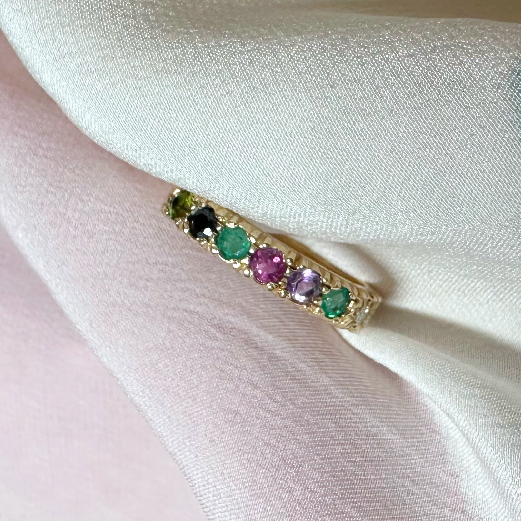 Dearest Rig Vintage Acrostic 'Dearest' Ring – The Piece London
