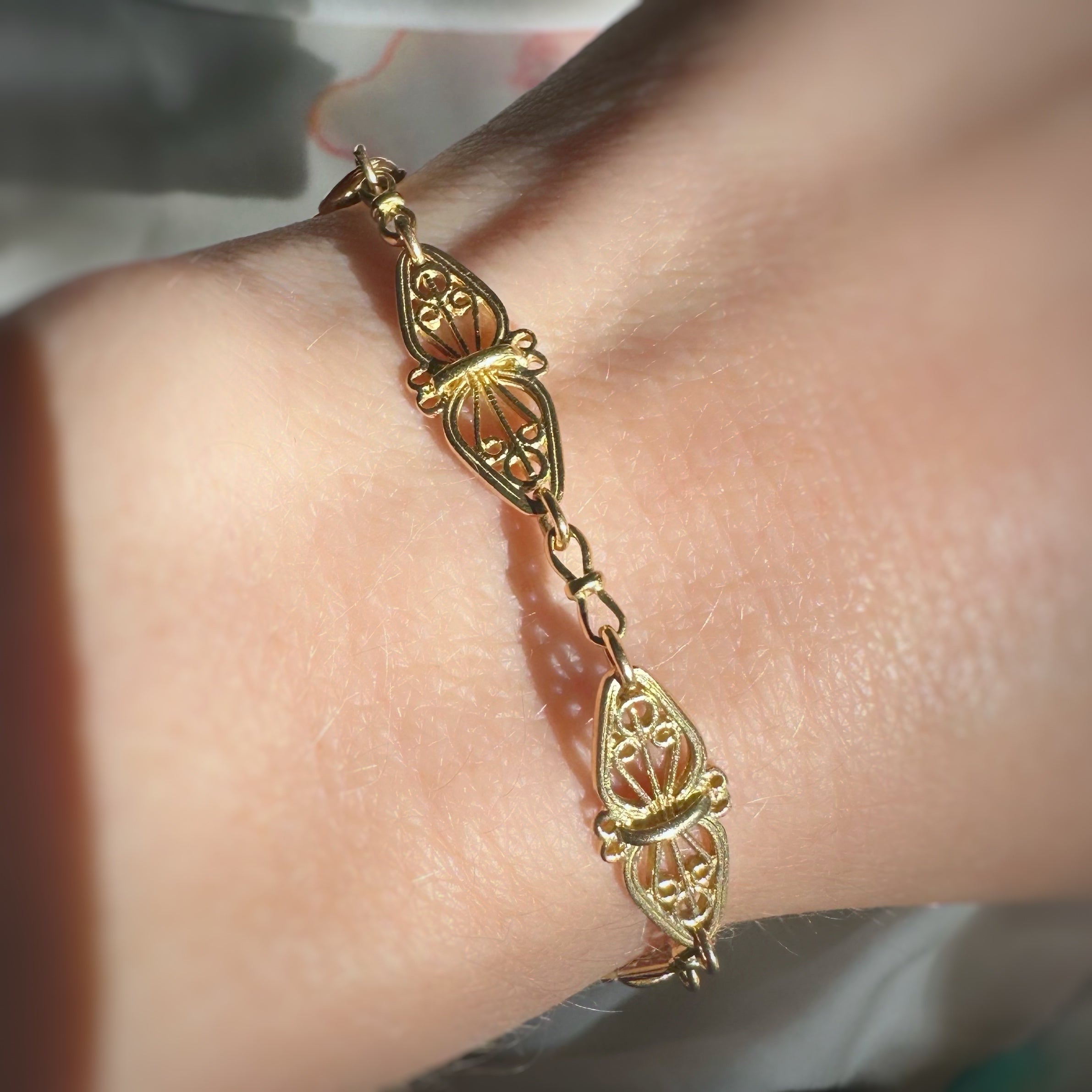 Bracelet victorien ancien en turquoises et perles de Perse et Bracelet victorien ancien en turquoises et perles de Perse et