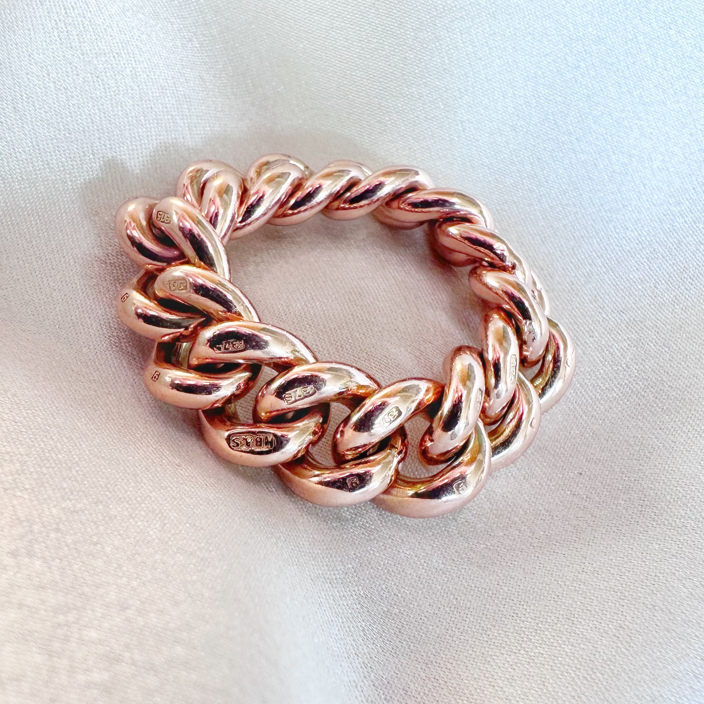 Extra Chunky Curb Chain Ring – The Piece London