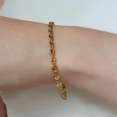 Hefty 18ct Mariner Chain Bracelet
