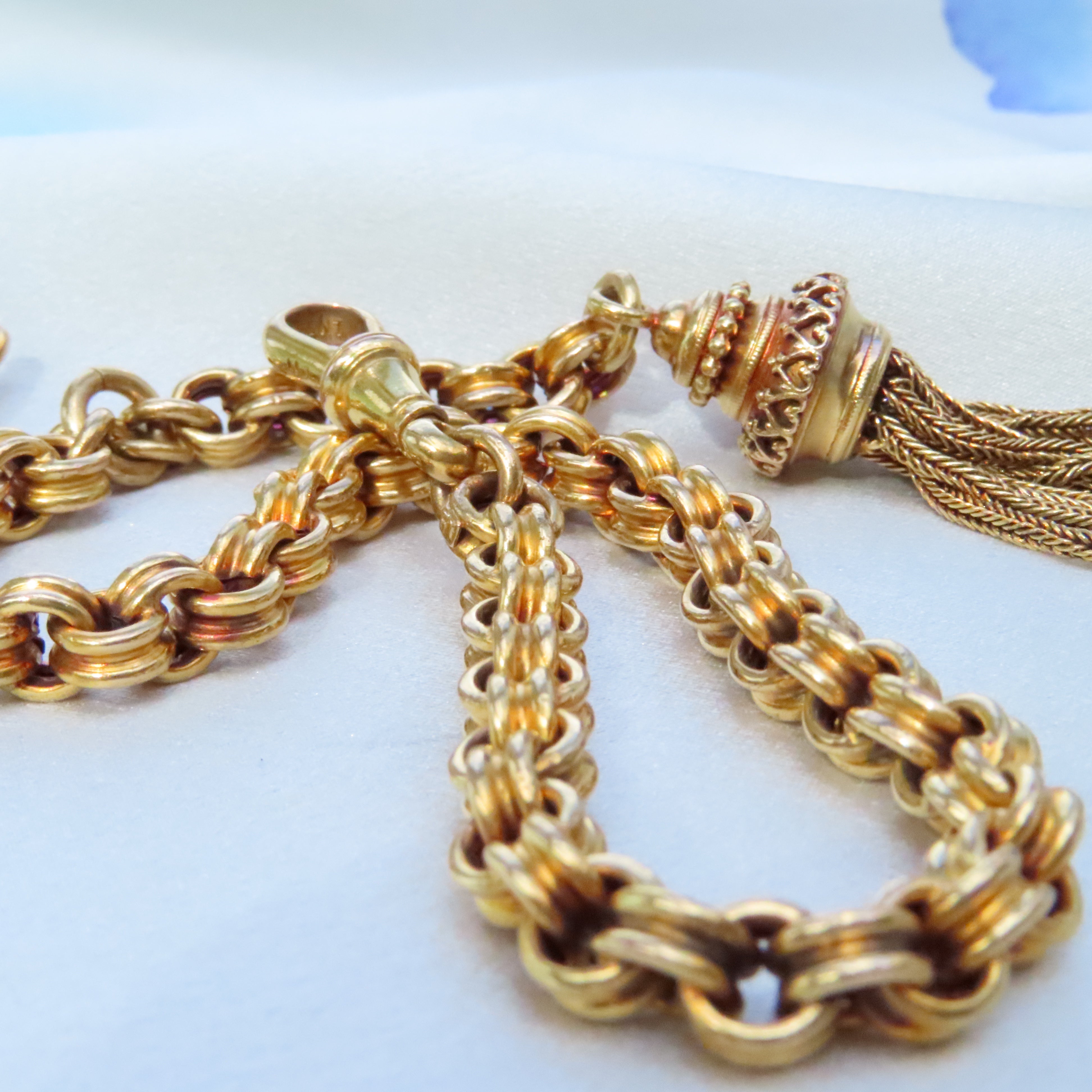15ct albertina chain bracelet close up